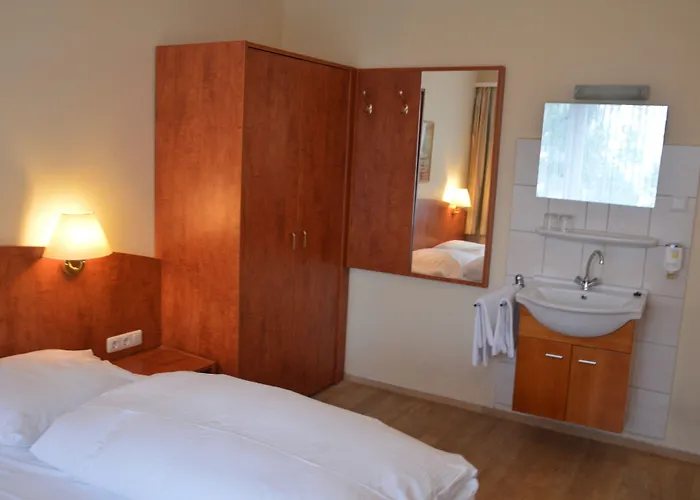 Wikinger Hof 3*